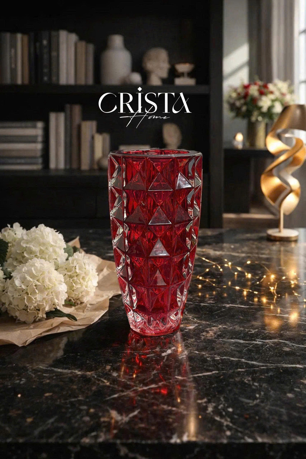 Bình Hoa Thủy Tinh Vân Kim Cương Màu Đỏ Ruby 27.5cm CRISTA HOME - Nổi Bật Đầy Khí Chất