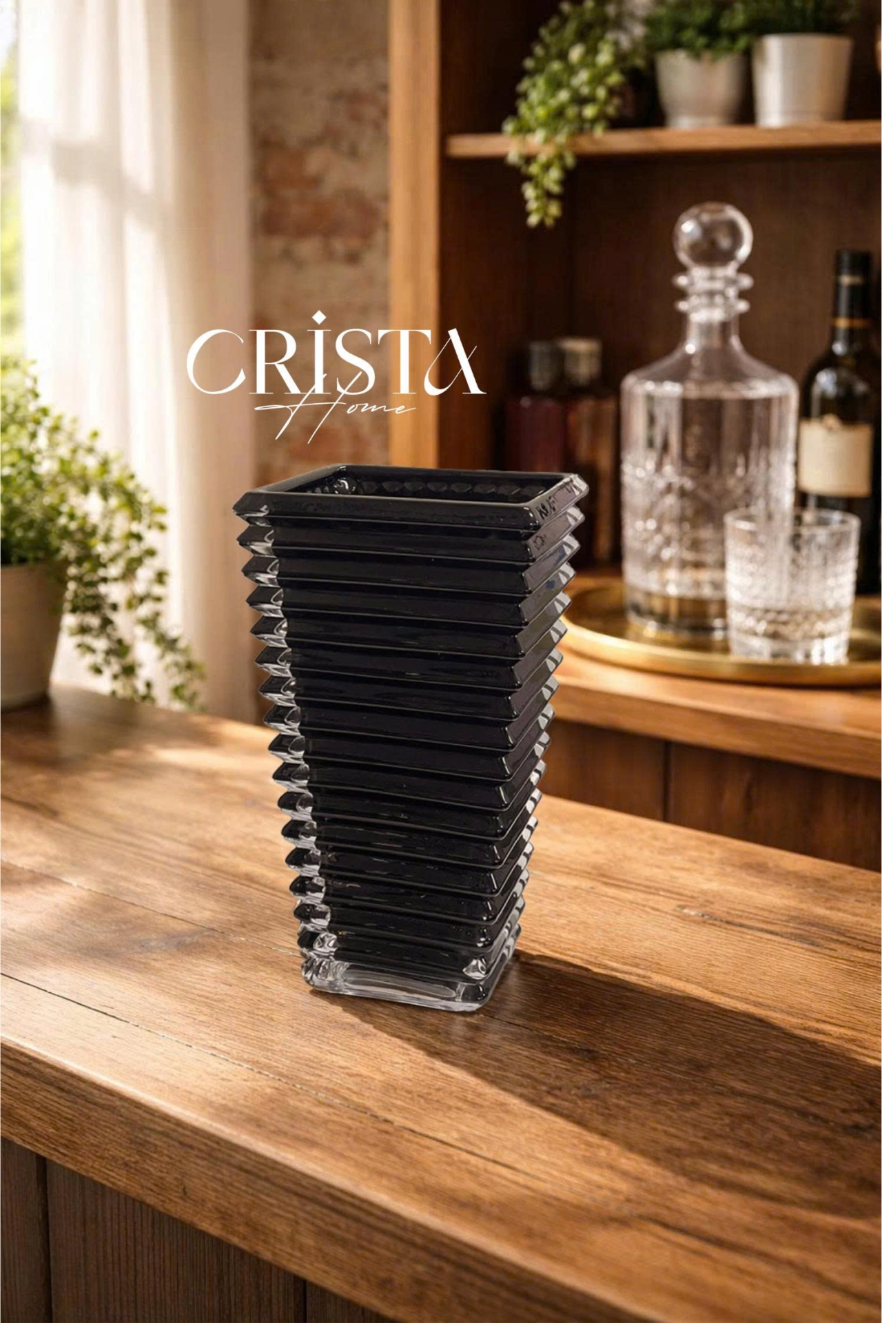 Bình Cắm Hoa Thủy Tinh Dáng Tháp Màu Đen CRISTA HOME (4/4)